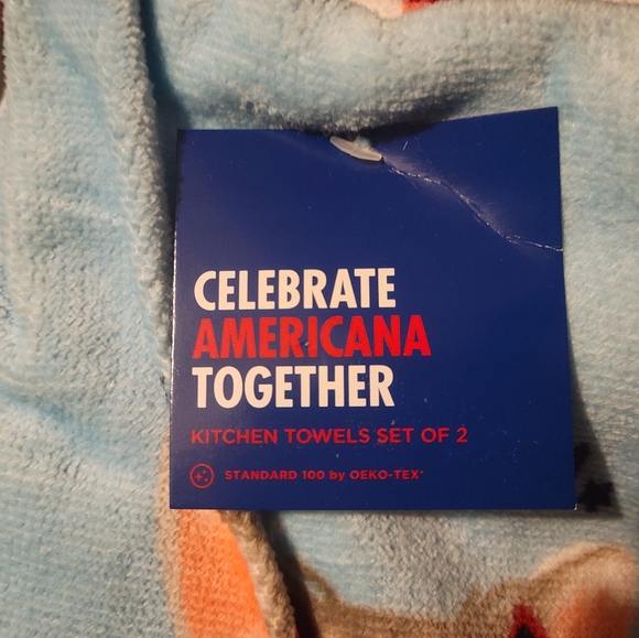 Celebrate Americana Together Patriotic Kitty Kitchen Towels Set of 2 - Picture 2 of 3